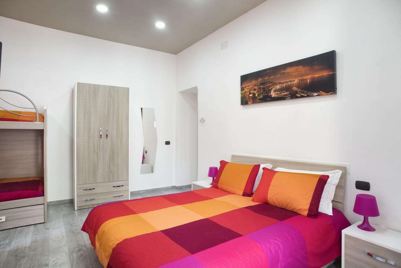 La Casa Di Luna 3* Nápoles